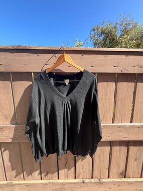 💕LIKE NEW💕a new day Lightweight Black V-Neck Women's Sweater